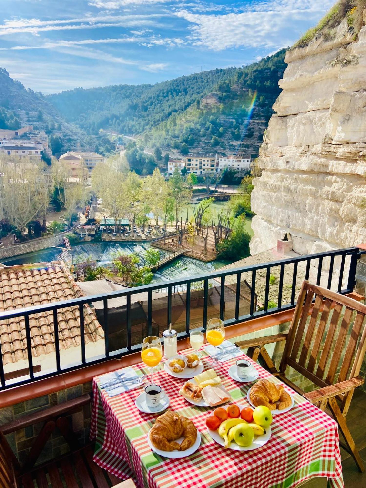 Casa Rural Los Amaneceres アルカラ・デル・フカル エクステリア 写真